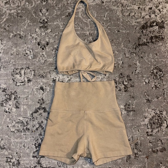 DISRUPTIVE YOUTH GINA SET - Picture 3 of 6